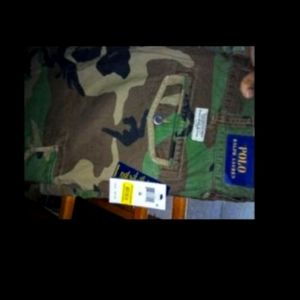 Meet your Posher, Cassandra